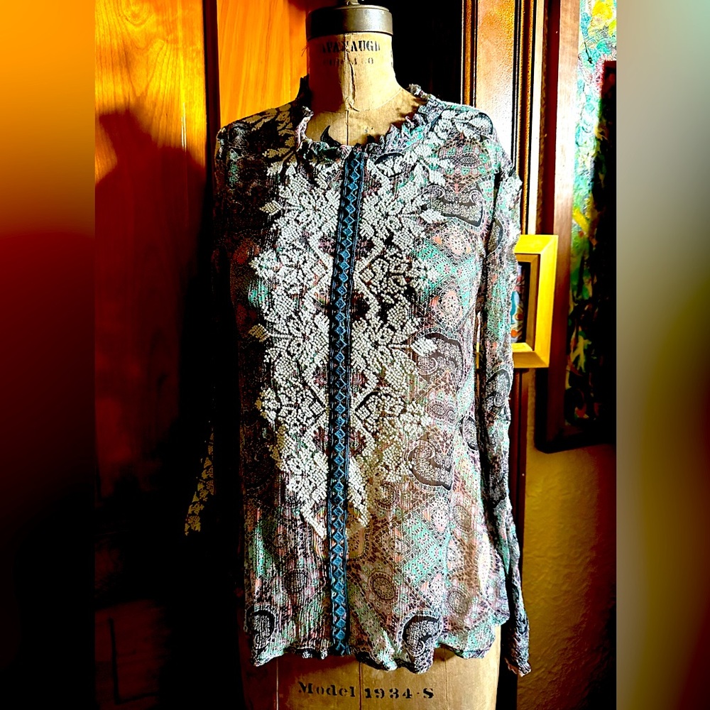 Sundance silk top semi sheer detailed accents paisley pattern sz sm embroidered